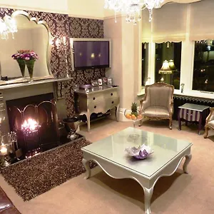 Shelbourne House Bed & Breakfast Harrogate